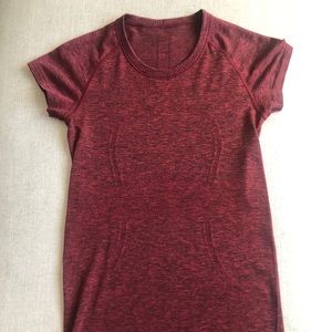 Lululemon shorts sleeve run swiftly